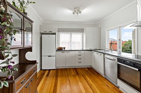 Photo of property in 7 Church Street, Tuakau, 2121