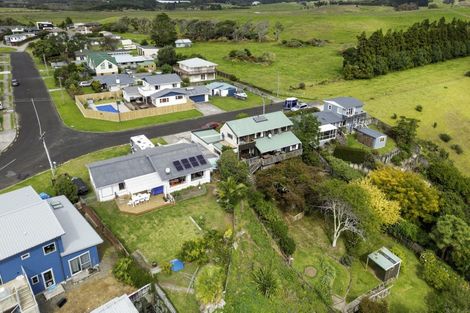 Photo of property in 1 Farm Road, Waihi Beach, 3611
