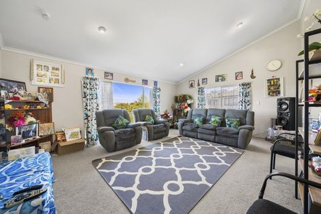 Photo of property in 5 Brunswick Rise, Mangere, Auckland, 2022