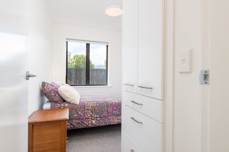 Photo of property in 74e Gibbons Street, Ebdentown, Upper Hutt, 5018