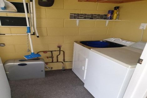 Photo of property in 38 Okiwa Terrace, Waiinu Beach, Whanganui, 4588