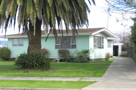 Photo of property in 41 Rata Avenue, Edgecumbe, 3120