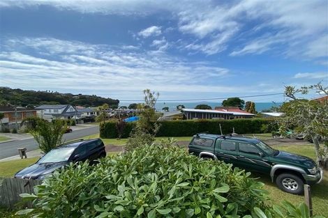 Photo of property in 5 Capitol Road, Matakatia, Whangaparaoa, 0930