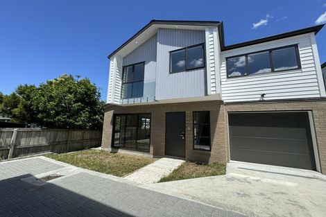 Photo of property in 22d Toru Street, Te Atatu Peninsula, Auckland, 0610