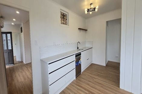 Photo of property in 15 Bowling Avenue, Epsom, Auckland, 1023