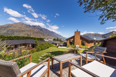 Photo of property in 5 Batsford Lane, Lower Shotover, Queenstown, 9371