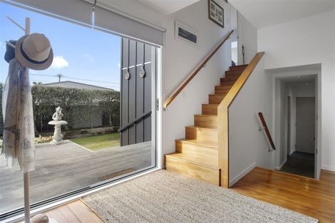 Photo of property in 405b Ocean Road, Whangamata, 3620