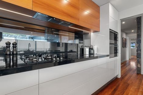 Photo of property in 48 Huntsbury Avenue, Huntsbury, Christchurch, 8022