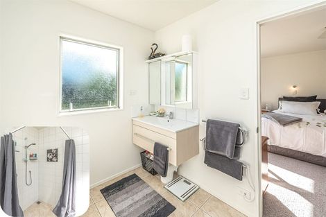 Photo of property in 12 Cotswolds Close, Otamatea, Whanganui, 4500