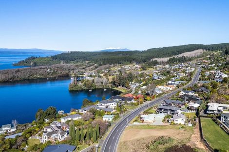 Photo of property in 26 Wakeman Road, Acacia Bay, Taupo, 3330