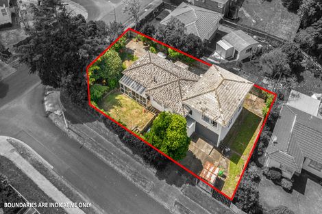 Photo of property in 31 Hobart Crescent, Wattle Downs, Auckland, 2103