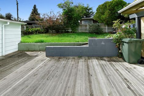 Photo of property in 112 Vodanovich Road, Te Atatu South, Auckland, 0610