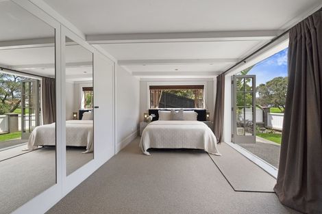 Photo of property in 20 Seabreeze Road, Narrow Neck, Auckland, 0624