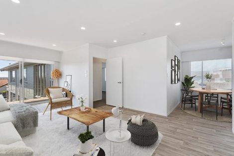 Photo of property in 4/62 Kitchener Road, Milford, Auckland, 0620