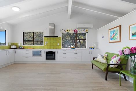 Photo of property in 164 Pohutukawa Avenue, Ohope, 3121