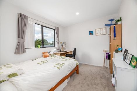 Photo of property in 113b Wharf Road, Te Atatu Peninsula, Auckland, 0610