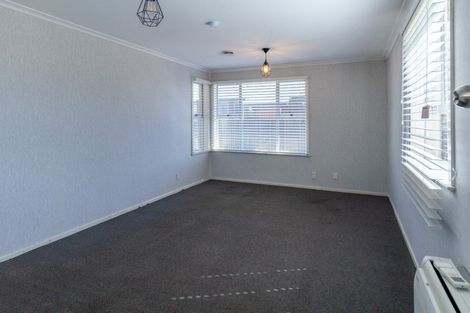 Photo of property in 11 Forfar Crescent, Rockdale, Invercargill, 9812
