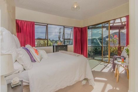 Photo of property in 42 Rogan Street, Mount Roskill, Auckland, 1041