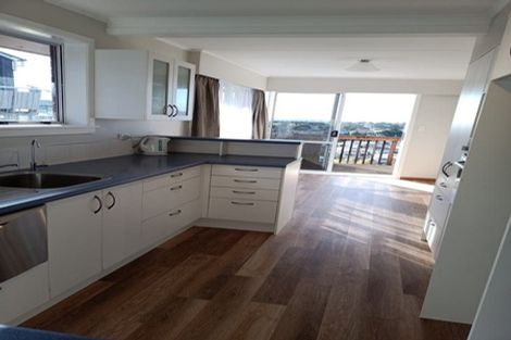 Photo of property in 25 Crownhill Street, Spotswood, New Plymouth, 4310