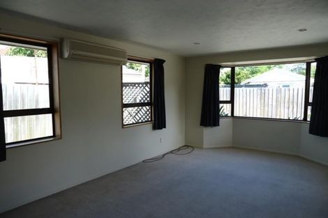 Photo of property in 2/119 Peverel Street, Riccarton, Christchurch, 8041