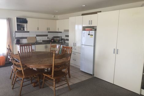 Photo of property in 2/57 Gladstone Road, Northcote, Auckland, 0627