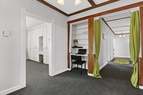 Photo of property in 219 Devon Street West, New Plymouth, 4310