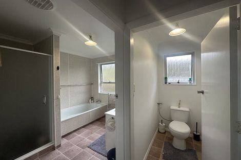 Photo of property in 1 Dorset Street, Picton, 7220