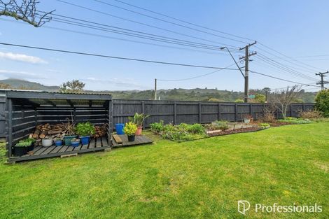 Photo of property in 2 Short Street, Wainuiomata, Lower Hutt, 5014