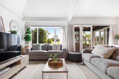 Photo of property in 28 Eleventh Avenue, Tauranga, 3110