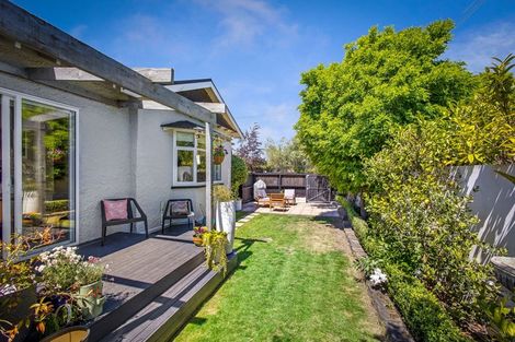 Photo of property in 126 Hamilton Avenue, Ilam, Christchurch, 8041