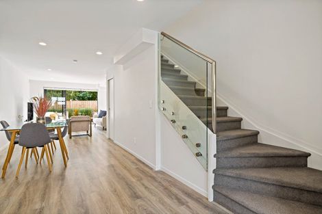 Photo of property in 17 Ti Kouka Lane, Sandringham, Auckland, 1025