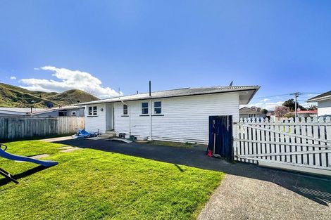 Photo of property in 21 Camellia Avenue, Aramoho, Whanganui, 4500