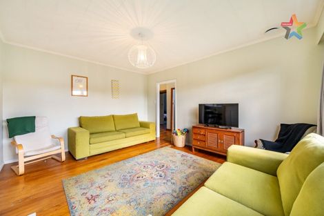 Photo of property in 3 Gibbs Crescent, Wainuiomata, Lower Hutt, 5014