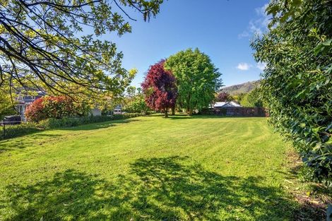 Photo of property in 18 Heuchan Lane, Wanaka, 9305