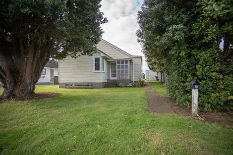 Photo of property in 16 Manchester Street, Patea, 4520