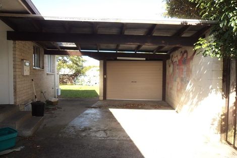 Photo of property in 21 Oakfield Crescent, Pukete, Hamilton, 3200
