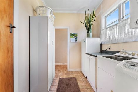 Photo of property in 32 Ranui Road, Stoke, Nelson, 7011