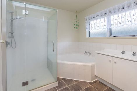 Photo of property in 1/38 Ensign Street, Halswell, Christchurch, 8025