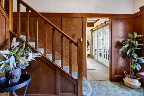 Photo of property in 4 Kitchener Terrace, Moturoa, New Plymouth, 4310