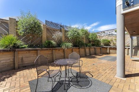 Photo of property in 131b Oceanbeach Road, Mount Maunganui, 3116