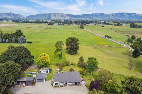 Photo of property in 302 Timaru Road, Waimate, 7978