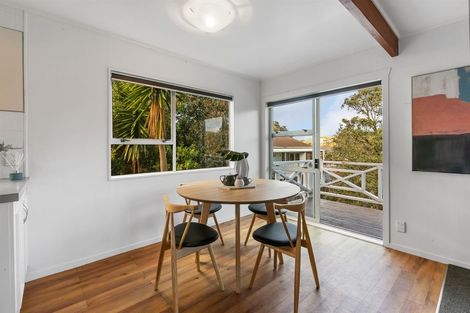Photo of property in 1/70 Glamorgan Drive, Torbay, Auckland, 0630
