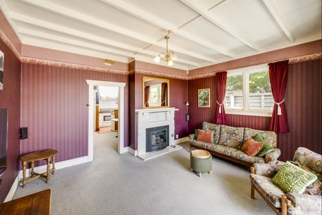 Photo of property in 1209 Caroline Road, Mayfair, Hastings, 4122