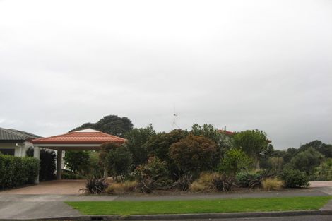 Photo of property in 7 Arden Place, Oakura, 4314