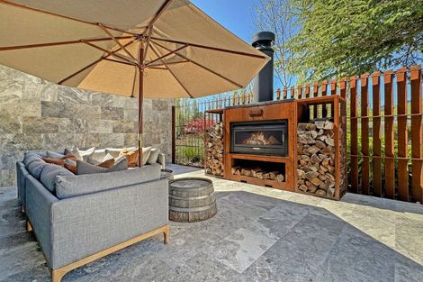 Photo of property in 1 Nisbet Terrace, Kinloch, Taupo, 3377