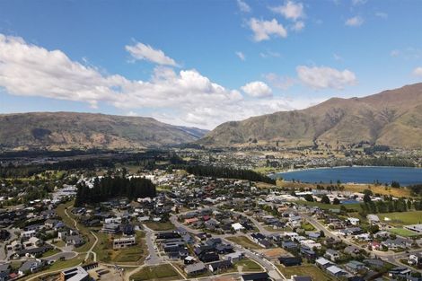 Photo of property in 214 Aubrey Road, Wanaka, 9305