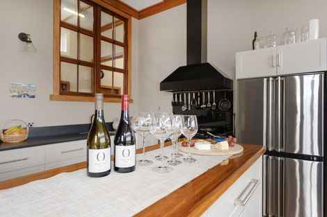 Photo of property in 33 Wellington Street, Enfield, Oamaru, 9491