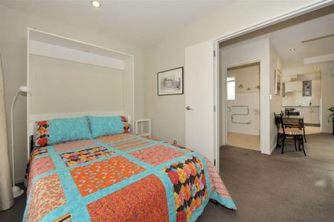 Photo of property in 23d Grassmere Street, Papanui, Christchurch, 8052