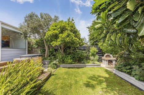 Photo of property in 40 Stanley Street, Berhampore, Wellington, 6023