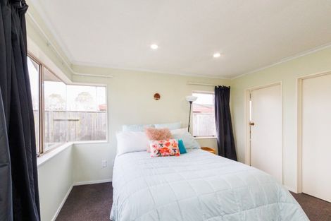 Photo of property in 119 John F Kennedy Drive, Milson, Palmerston North, 4414